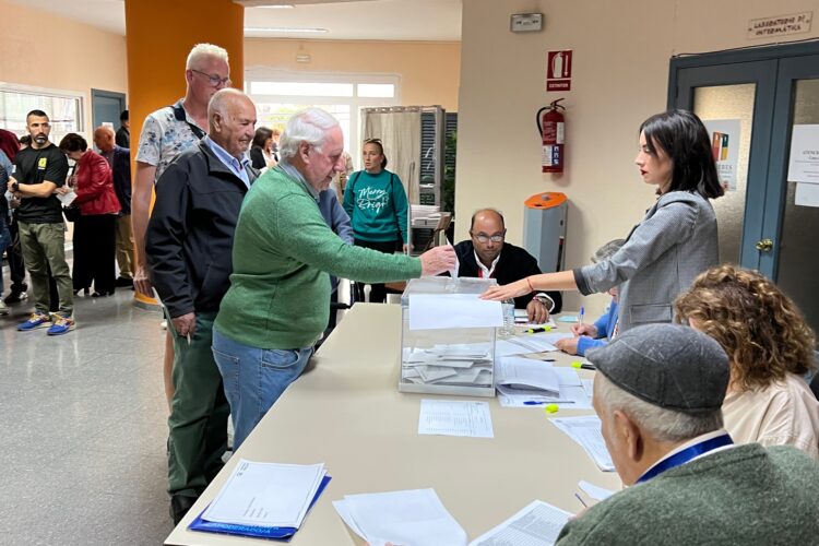 El Ayuntamiento anuncia el cambio de la mesa electoral de la Casa de la Juventud al edificio del Patronato de Recaudación