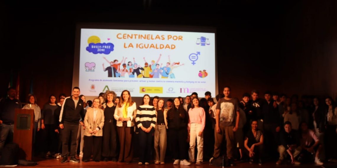 El Ayuntamiento de Ronda forma a estudiantes para que prevengan y ayuden a sus compañeros en situaciones de abuso