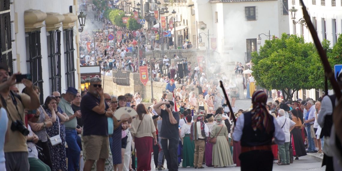 El Ayuntamiento anuncia los cortes de tráfico y cambios en el bus urbano con motivo de la celebración de Ronda Romántica este fin de semana