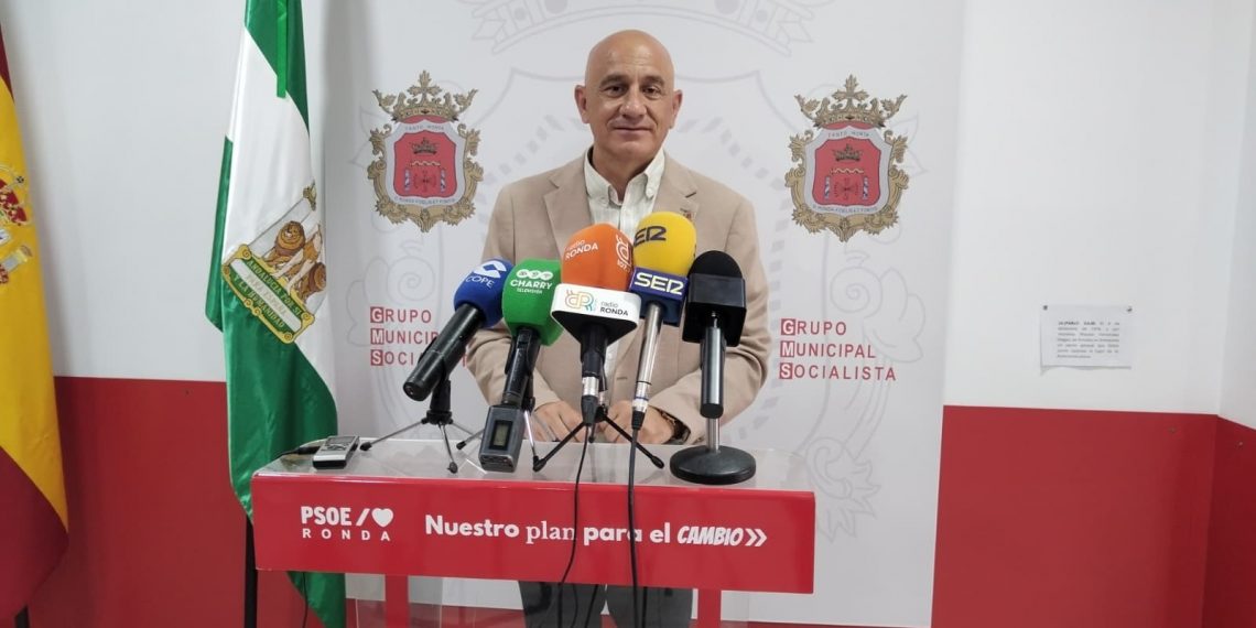 El PSOE pone de nuevo sobre la mesa crear un aparcamiento en la actual estación de autobuses
