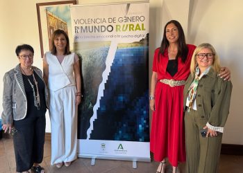 Ronda acoge una acción formativa que se centra en la brecha digital y sus efectos en las mujeres, en especial, del medio rural