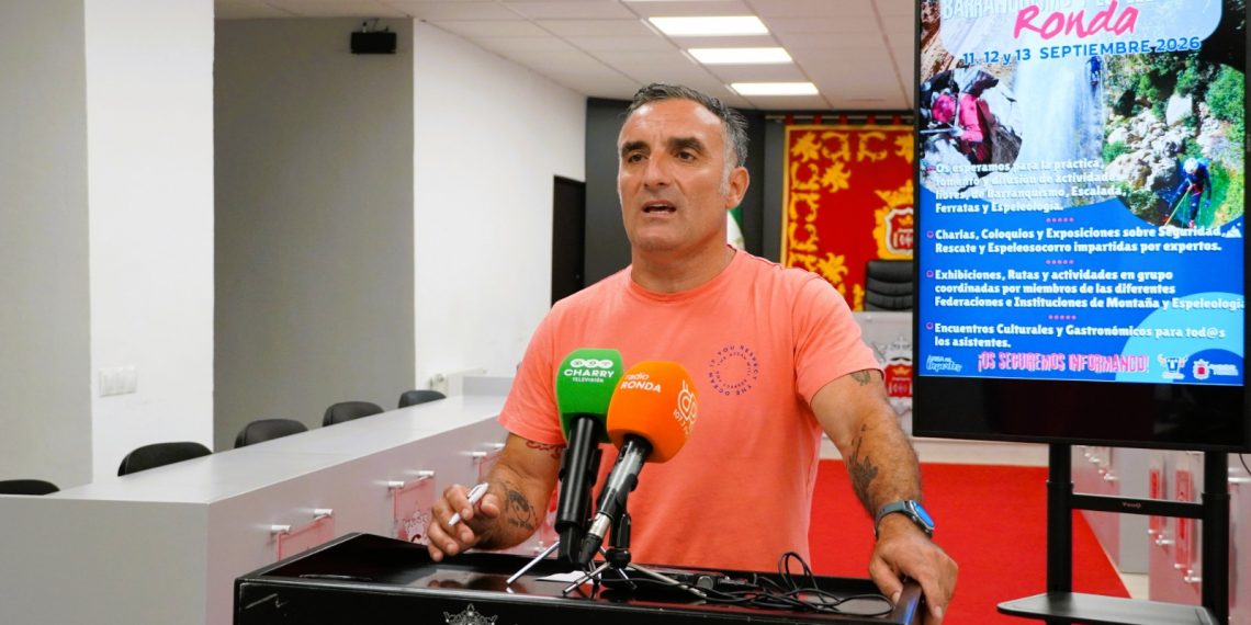 El Área de Deportes presenta las IV Jornadas de Montaña, Espeleología y Barranquismo que se celebrarán en septiembre