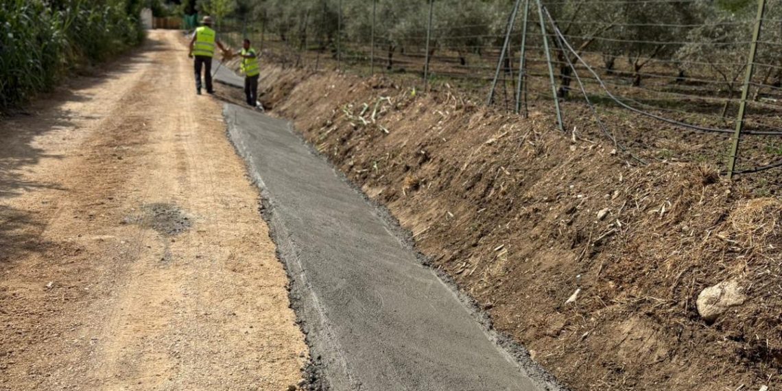 El Ayuntamiento de Ronda saca a licitación obras de mejora en 12 caminos y calles de La Cimada y Los Prados