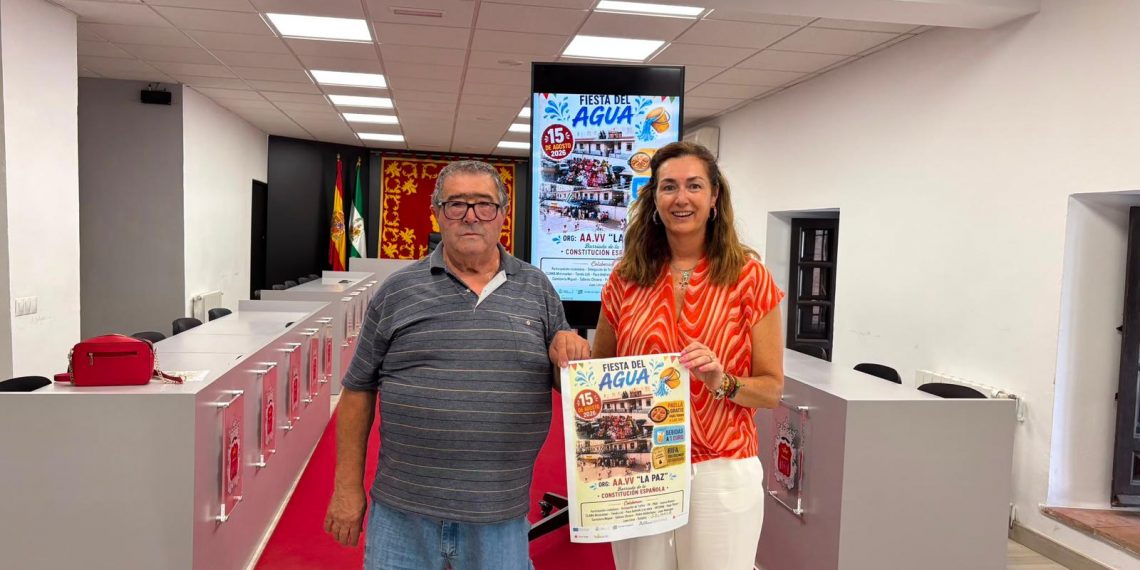 El Ayuntamiento colabora con la Asociación de Vecinos La Paz en su Fiesta del Agua