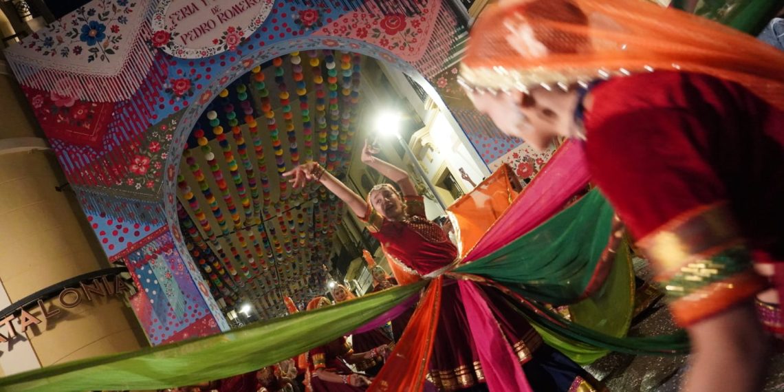 Miles de personas viven la Feria de Ronda que recupera su Goyesca