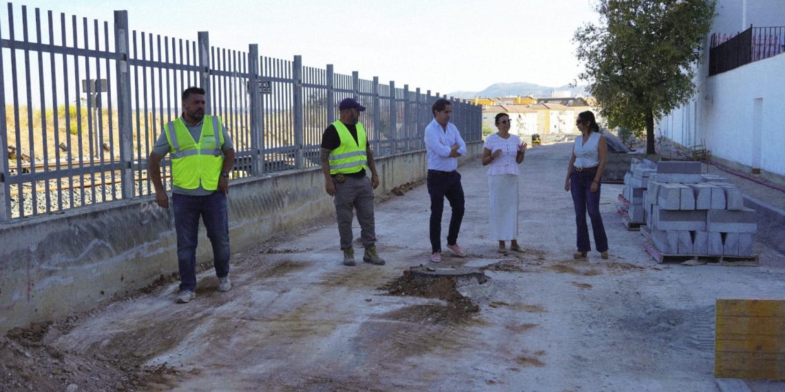 El nuevo vial que conectará la Harinera, la UVA y Almocábar se abrirá al tráfico a principios de año