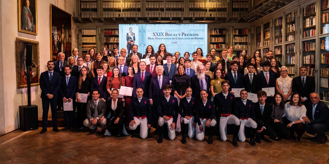 La Real Maestranza de Caballería de Ronda entrega sus XXIX Becas y Premios
