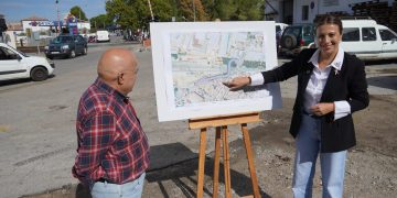 El Ayuntamiento de Ronda impulsa la eliminación del paso a nivel con barreras del polígono