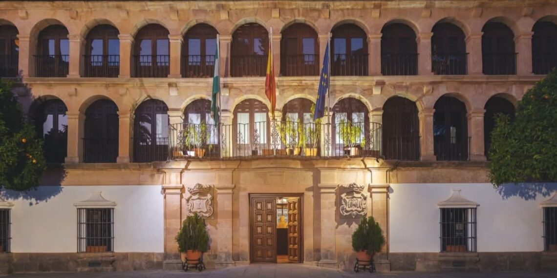 El Ayuntamiento gana la batalla judicial a la Maestranza de Ronda: el TSJA inadmite el recurso contra el Plan de Movilidad Urbana Sostenible
